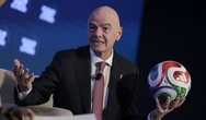 Palestinian and Israeli soccer officials refuse to shake hands at FIFA Congress