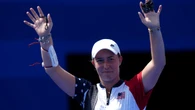 Medal favorite Casey Kaufhold stunned in women's archery second round