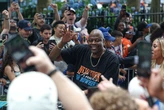 Here's how New York City Hall mixed up Patrick Ewing's retired number during Knicks' parade
