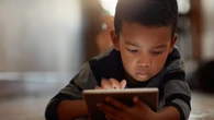 Summer screen time: How much should parents allow their kids?