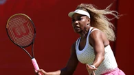 Serena Williams' comeback at the Queen's Club ends after injury to doubles partner