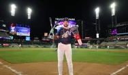 Mariners' Cal Raleigh becomes 7th MLB player to ever hit 60 home runs in a season