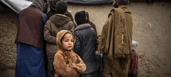 Biden genehmigt 100 Millionen Dollar an Notfallhilfen für afghanische Flüchtlinge