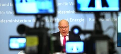 Altmaier stellt Unternehmen eine Neustart-Prämie in Aussicht