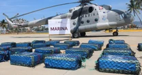 Marina da ‘golpe’ al narco en Guerrero: Asegura 26 bultos de cocaína y detiene a dos extranjeros