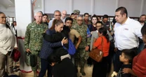 Claudia Sheinbaum visita a damnificados por lluvias: ‘No vamos a dejar a nadie desamparado’