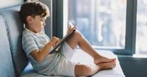 ¿Prohibir a las infancias el uso de redes sociales? Necesaria una legislación en México, dicen especialistas