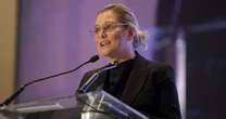 Diputados de Chihuahua entregan solicitud de juicio político contra Maru Campos