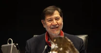 ‘Yo viajo como quiero’: Fernández Noroña defiende viajes al extranjero y fiestas privadas de Morena