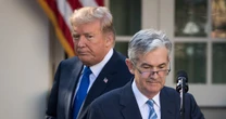 Trump presiona a Powell en reunión en la Casa Blanca; le exige bajar tasa de la Fed