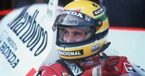 Óscar Flores, actor de ‘Los Chicos del Barrio’, fue oficial de pista en F1: Así conoció a Ayrton Senna