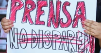 En 2025, siete periodistas fueron asesinados en México y cada 19 horas hubo una agresión: Artículo 19