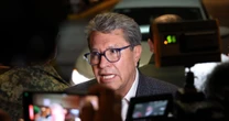 ‘Intervención de EU en México es imposible’,  advierte Monreal 