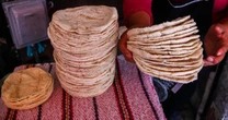 ¿Bajará o no el precio de la tortilla en México? Advierten que ‘meterán a Sheinbaum en un problema’