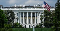 Zar antidrogas de Trump reconoce colaboración de inteligencia con México: Destaca abatimiento del Mencho