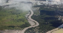 Derrame en río Pánuco enciende alarma en el sur de Tamaulipas; Pemex y Semar investigan