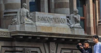 Banxico afianza fin a los recortes de la tasa de interés: Ve lenta la recuperación del PIB