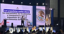 Al ritmo de merengue: Desde República Dominicana, ‘Alito’ Moreno critica a gobiernos de izquierda