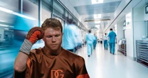 ‘Canelo’ Álvarez se someterá a cirugía de codo: ¿Cuándo regresa el boxeador mexicano al ring?