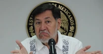‘Pandilla de ladrones’: Noroña explota contra el PRI por exhibirlo en camioneta de lujo