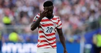 Bélgica lamenta que la FIFA quite tarjeta roja a Folarin Balogun tras llamada de Trump: ‘¡Qué vergüenza!’