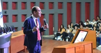 Una deuda de pensión alimentaria ‘mancha’ la candidatura de Abraham Dávila a la SCJN