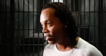 ‘Fue un duro golpe’: Así fueron los 32 días que Ronaldinho pasó en la cárcel
