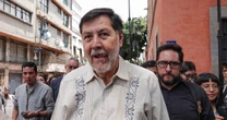 Recuento de los lujos de Noroña: De la camioneta Volvo a los viajes en primera clase y su casa de 12 mdp