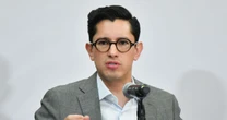 Sheinbaum ‘mueve fichas’ en la SRE antes de negociar el T-MEC: Nombra a Roberto Velasco como subsecretario
