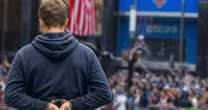 Detienen a menor por tiroteo en Times Square tras desfile de los Knicks: Esto se sabe
