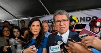 Monreal ‘regaña’ a Morena por aprobar retroactividad en Ley de Amparo: ‘No puede tener ese efecto’