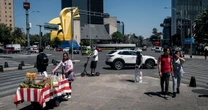 Economía mexicana crece 0.7% y esquiva entorno adverso