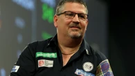 Gary Anderson WHITEWASHES Andrew Gilding to retain in Germany