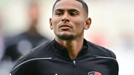 Former Man Utd star negotiated latest contract at EFL club with ChatGPT