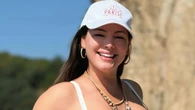 Kelly Brook shows off curves in tiny bikini as fans praise 'natural beauty'