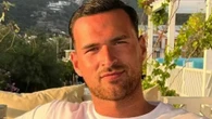 Love Island’s Ronnie grows close to stunning influencer after Harriett split