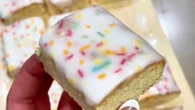 You can make school cake in air fryers with 6 ingredients, it takes minutes