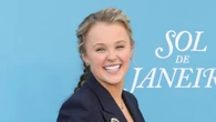 JoJo Siwa insists she's 'not straight' despite Chris Hughes romance
