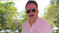 Snooker star Murphy shows off amazing dance moves on 'wine train'