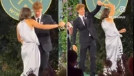 Sinner & Swiatek in awkward dance but VIPs 'drunk enough' not to judge