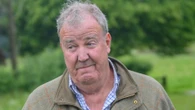 Jeremy Clarkson fumes as pilot in stunt plane loops Diddly Squat four times