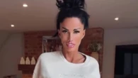 Katie Price sparks concern with ‘mini legs’ in leggings