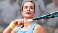 French Open star who was branded 'smelly' stuns world's richest player
