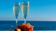 Supermarket own-brand prosecco ranked above Selfridges launches sparkling cans