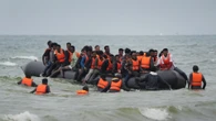 France plays down 'one-in one-out' migrant returns deal with Britain