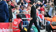 Villa fans alarmed by Emery's antics after he breaks manager etiquette