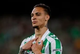 Man Utd 'receive shock Antony enquiry from Champions League giants'