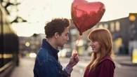 5 psychological tricks to make someone on a date fall for you instantly