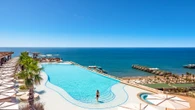 New 5-star hotel in Turkey’s Turquoise coast has stunning sky pool & 30 bars