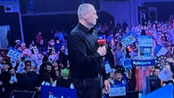 Wayne Mardle's savage three-word response after he's called 'fat Steve Davis'